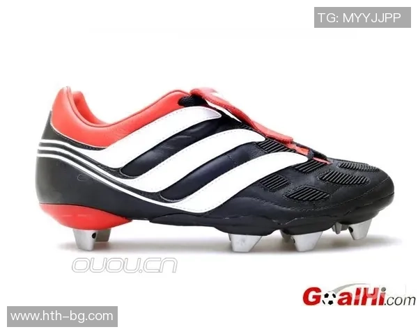 提升足球鞋使用寿命的秘密武器撑鞋器的多重功能与使用技巧解析